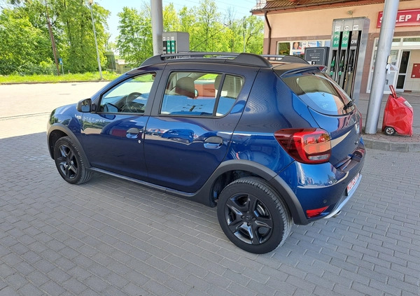 Dacia Sandero Stepway cena 38900 przebieg: 53000, rok produkcji 2017 z Ostrów Wielkopolski małe 529